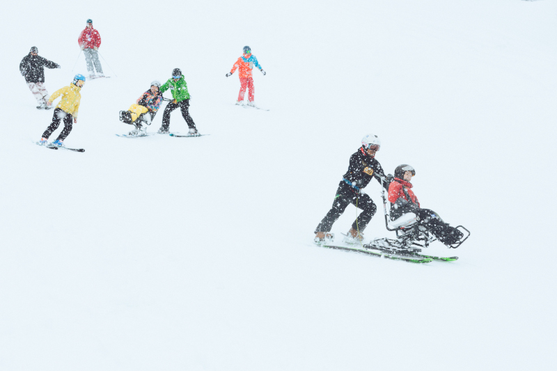 雪山のデュアルスキー