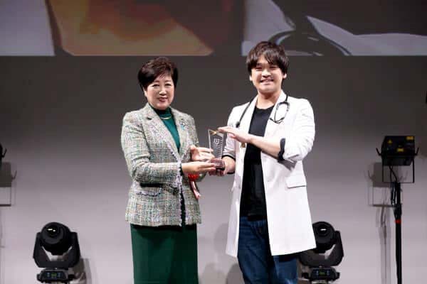 CaNoW_024_小池百合子東京都知事と伊藤先生