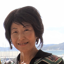 山根 希代子 先生